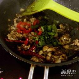 娱乐吃瓜酱牛蛙视频,牛蛙视频带你领略美食与娱乐的完美融合