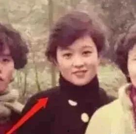 娱乐吃瓜老少女是谁