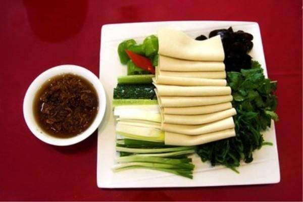 娱乐吃瓜酱东北菜,吃瓜酱带你领略地道东北菜的魅力